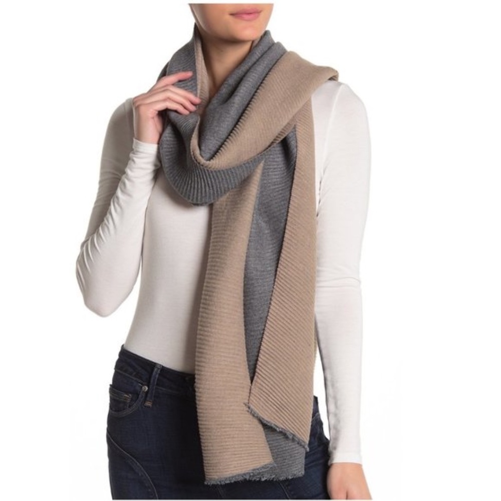 14th & Union Pleated Double Sided Scarf